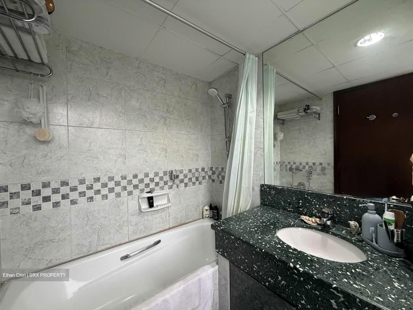 UE Square (D9), Apartment #561877391